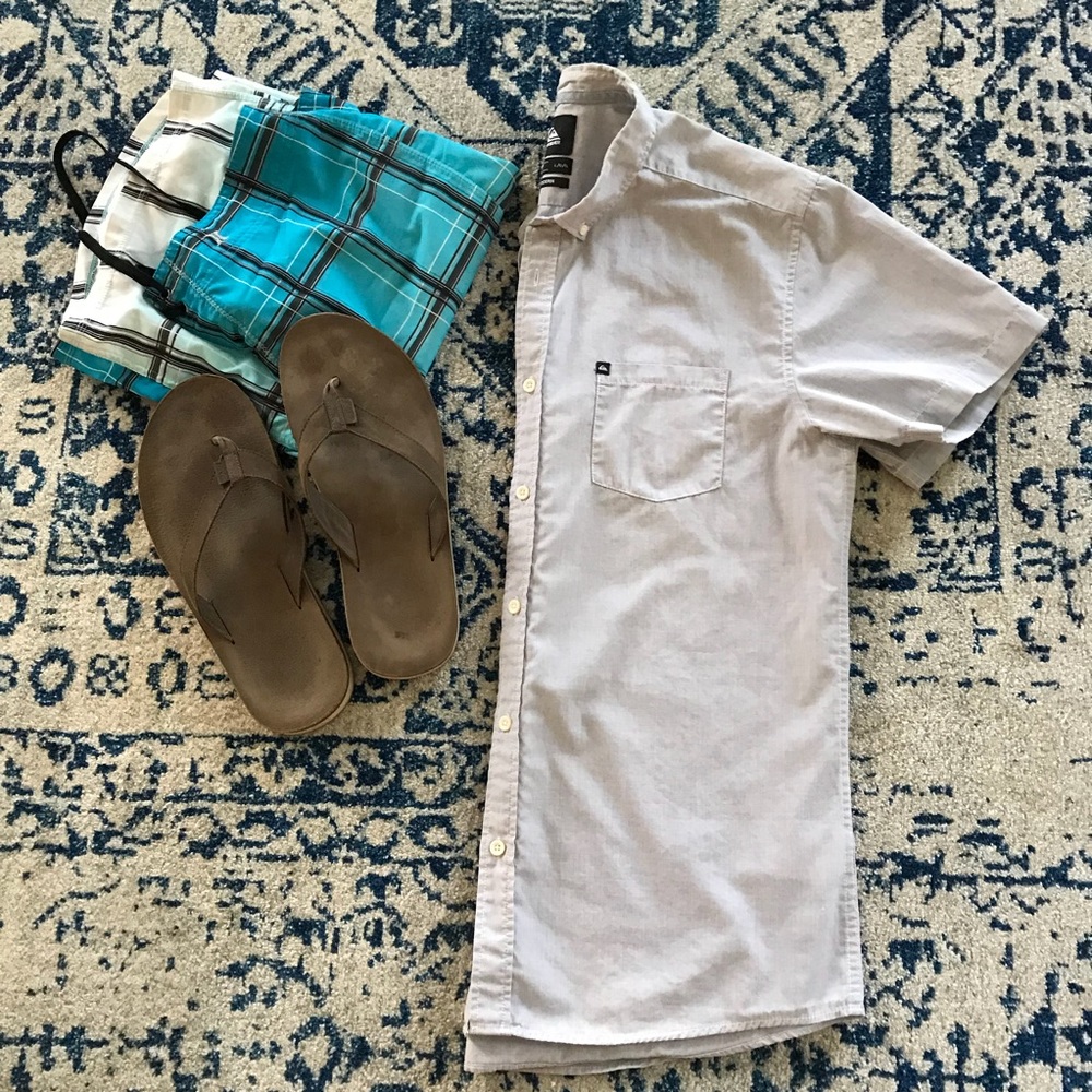 Quicksilver short sleeve shirt